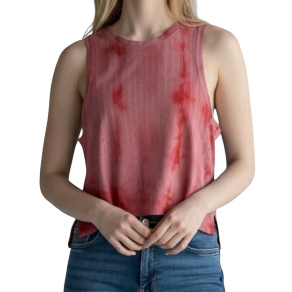 Lululemon Athletica Women's Pink Sleeveless Top